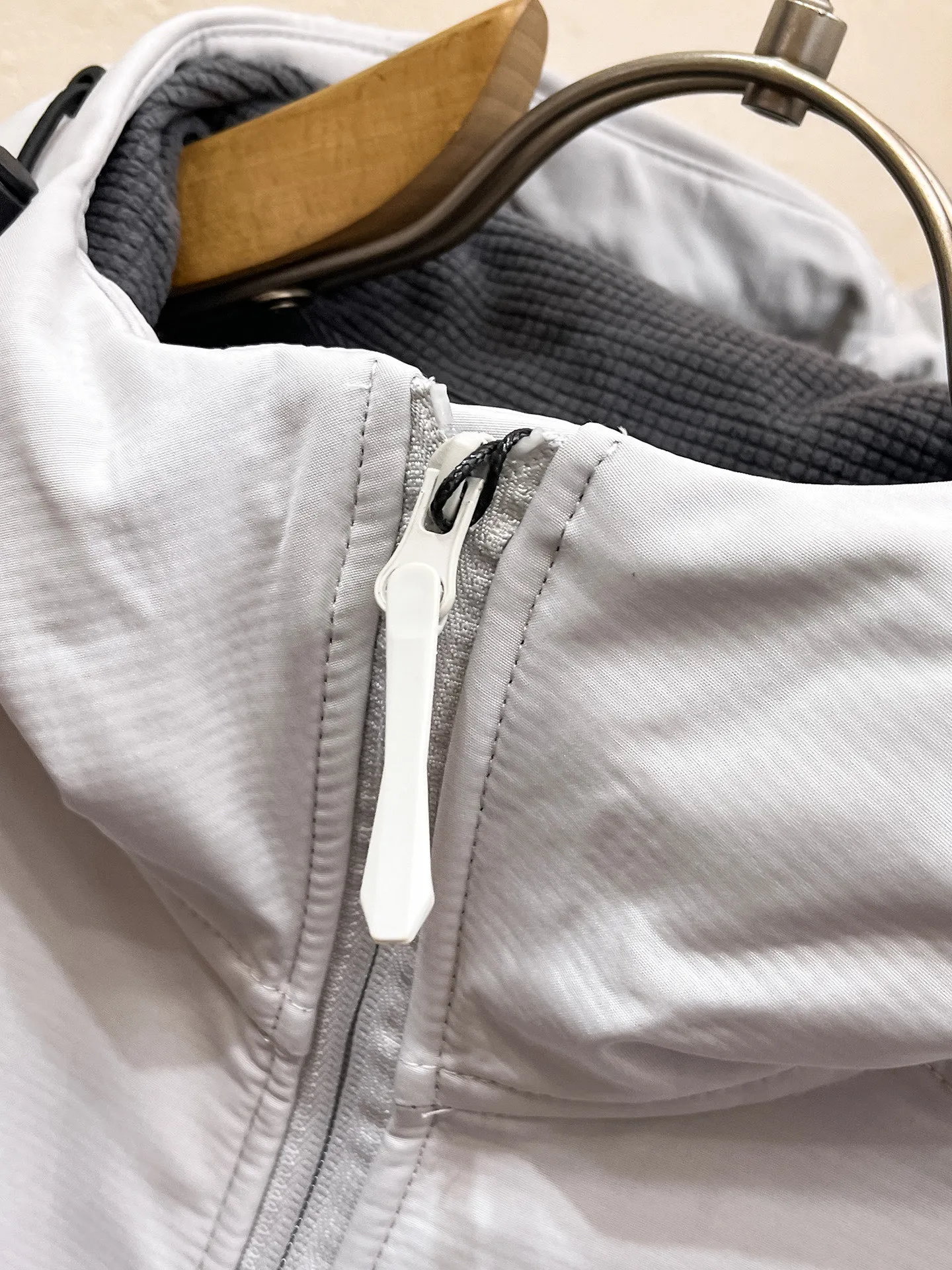 Same Style， ， 2026 New Arrival ，Original Premium Breathable ， ， ， Quality。 ， Sizes：M～3XL
